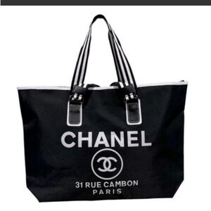 CHANEL VIP GWP Black and White Logo Canvas Tote